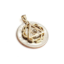 Load image into Gallery viewer, New 14k yellow Gold sobriety symbol recovery medal circle triangle Pendant 2.8g