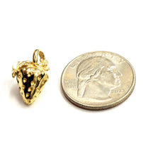 Load image into Gallery viewer, 14k yellow gold 3D Strawberry fruit Fresa leaf pendant charm fine jewelry 3.7g