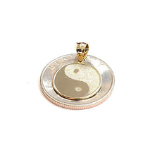 Load image into Gallery viewer, New 14k solid yellow Gold yin ying yang taoist symbol Pendant jewelry 0.62" 1.3g