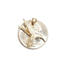 Load image into Gallery viewer, New 14k yellow Gold solid 3D Hummingbird Pendant charm gift fine jewelry 2.3g