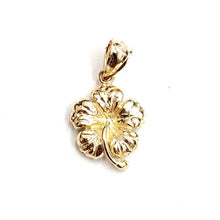 Load image into Gallery viewer, New 14k yellow Gold Hawaiian Hibiscus Plumeria flower Pendant fine jewelry 1.4g