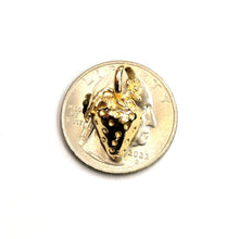 Load image into Gallery viewer, 14k yellow gold 3D Strawberry fruit Fresa leaf pendant charm fine jewelry 3.7g