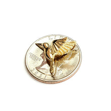 Load image into Gallery viewer, New 14k yellow Gold solid 3D Hummingbird Pendant charm gift fine jewelry 1.9g
