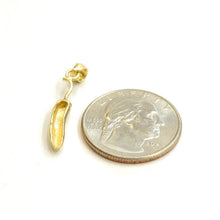 Load image into Gallery viewer, 14k yellow gold Tiny Chili Hot Pepper Jalapeño pendant charm fine jewelry 1.3g