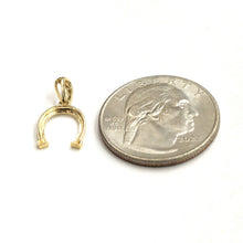 Load image into Gallery viewer, New 14k Yellow Gold horseshoe Pendant Charm lucky Gift fine jewelry unisex 0.6g