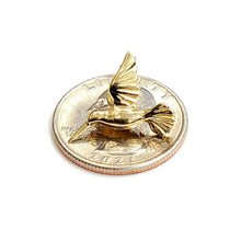 Load image into Gallery viewer, New 14k yellow Gold solid 3D Hummingbird Pendant charm gift fine jewelry 1.9g