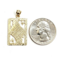 Load image into Gallery viewer, 14k yellow Gold Queen of hearts Pendant playing card gambling fine jewelry 3.6g