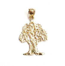 Load image into Gallery viewer, New 14k yellow gold Oak tree lucky pendant charm gift unisex fine jewelry 1.8g