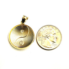 Load image into Gallery viewer, New 10k solid yellow Gold yin ying yang taoist symbol Pendant jewelry 0.96" 3g
