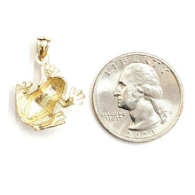 Load image into Gallery viewer, New 14k yellow gold frog pendant charm shiny gift unisex fine jewelry 2.9g