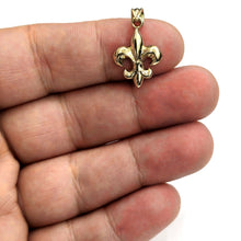 Load image into Gallery viewer, 10k yellow solid Gold Fleur De Lis Pendant French Symbol gift fine jewelry 1.6g