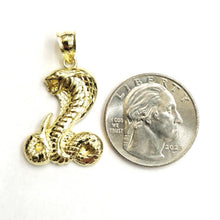 Load image into Gallery viewer, 10k yellow gold cobra snake reptile Pendant charm Unisex gift fine jewelry 2.9g
