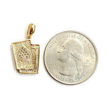 Load image into Gallery viewer, 14k yellow solid Gold playing card Pendant charm casino fine jewelry unisex 2.7g