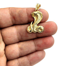Load image into Gallery viewer, 10k yellow gold cobra snake reptile Pendant charm Unisex gift fine jewelry 2.9g