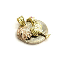 Load image into Gallery viewer, New 10k Gold rooster chicken bird Pendant charm gift fine jewelry unisex 2.3g