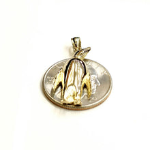 Load image into Gallery viewer, New 14k yellow Gold solid Penguin Bird Pendant charm gift fine jewelry 3g