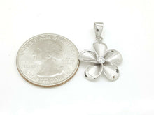 Load image into Gallery viewer, New 14k white Gold Hawaiian flower pendant cubic zirconia fine jewelry 1.9g