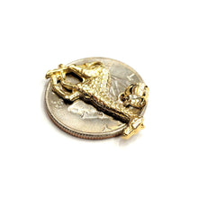 Load image into Gallery viewer, 14k yellow solid Gold Giraffe full body animal Pendant charm fine jewelry 1.7g