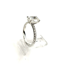 Load image into Gallery viewer, 3.02Ct Oval Brilliant Cut E VS2 Lab Grown Diamond 14k White Gold Engagement Ring