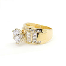 Load image into Gallery viewer, 14k yellow Gold woman's engagement ring with round cut cubic zirconia size 7