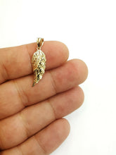 Load image into Gallery viewer, 14k Yellow Gold Single Angel Wing Pendant Diamond Cut Unisex fine jewelry 1.2g