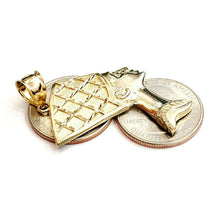 Load image into Gallery viewer, 10k solid yellow Gold Egyptian queen Nefertiti head Pendant fine jewelry 3.6g