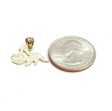 Load image into Gallery viewer, New 14k yellow Gold stork bird carrying Newborn baby Pendant fine jewelry 1.1g