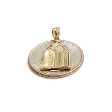 Load image into Gallery viewer, 14k yellow gold tablets of law star of David Jewish Israel torah pendant 2.2g