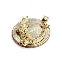 Load image into Gallery viewer, New 14k yellow Gold Alligator crocodile Pendant charm gift fine jewelry 2.8g