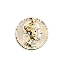 Load image into Gallery viewer, 10k yellow Gold tiny Egyptian queen Nefertiti head Pendant fine jewelry 0.9g