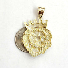 Load image into Gallery viewer, 10k yellow Gold lion head face crown Leo zodiac Pendant charm fine jewelry 4.2g