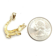 Load image into Gallery viewer, New 14k yellow Gold Alligator crocodile Pendant charm gift fine jewelry 2.8g