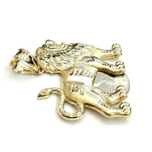 Load image into Gallery viewer, 10k yellow solid Gold lion full body Pendant charm Leo zodiac fine jewelry 7.7g