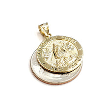 Load image into Gallery viewer, 10k yellow gold round virgin Caridad del Cobre pendant fine jewelry 0.86" 2.5g