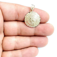 Load image into Gallery viewer, 10k yellow Gold solid Aztec Mayan sun calendar Azteca pendant gift 0.80" 2.7g