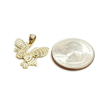 Load image into Gallery viewer, New 14k yellow Gold solid honey bee Pendant charm gift fine jewelry 1.8g