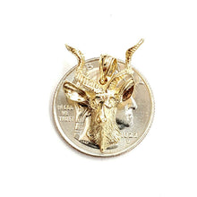 Load image into Gallery viewer, 14k yellow Gold 3D deer buck male head Hunting Pendant charm gift jewelry 4.7g