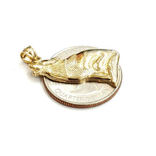 Load image into Gallery viewer, 14k yellow Gold howling wolf full body animal Pendant charm fine jewelry 3.4g