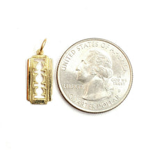 Load image into Gallery viewer, 14k yellow gold tiny razor blade pendant charm Fine Jewelry Gifts unisex 0.7g