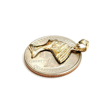 Load image into Gallery viewer, 14k solid yellow Gold Egyptian Nefertiti head queen Pendant fine jewelry 1.3g