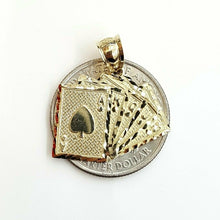Load image into Gallery viewer, 10k yellow solid Gold playing card Pendant charm casino fine jewelry unisex 2.2g