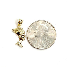 Load image into Gallery viewer, 10k yellow solid Gold tiny Egyptian queen Nefertiti head Pendant jewelry 0.9g
