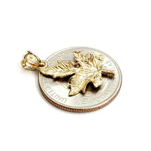 Load image into Gallery viewer, New 14k yellow gold solid maple leaf pendant charm gift fine jewelry 1.4g