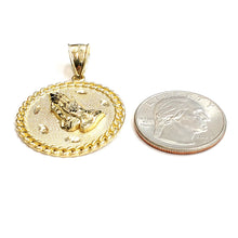 Load image into Gallery viewer, 10k yellow gold round praying hands pendant charm fine gift jewelry 1.18" 6g