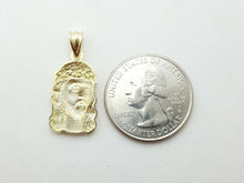 Load image into Gallery viewer, 10k yellow gold jesus face head pendant charm fine religious jewelry unisex 1.6g