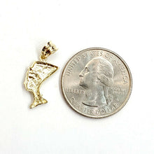 Load image into Gallery viewer, 10k yellow solid Gold tiny Egyptian queen Nefertiti head Pendant jewelry 0.9g