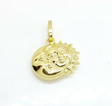 Load image into Gallery viewer, New 14k yellow gold 3D hollow sun moon eclipse pendant astronomy fine gift 1.3g