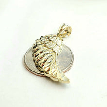 Load image into Gallery viewer, 10k Yellow Gold Single Angel Wing Pendant Diamond Cut Unisex fine jewelry 2.6g