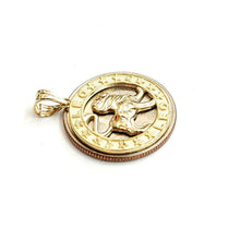 Load image into Gallery viewer, New 10k yellow Gold round lion Leo zodiac sign Pendant charm fine jewelry 2.4g
