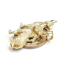 Load image into Gallery viewer, 14k yellow Gold howling wolf pack body animal Pendant charm fine jewelry 6.7g